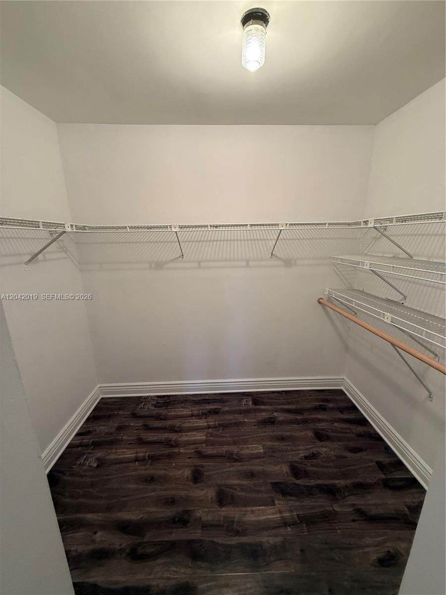 https://bt-photos.global.ssl.fastly.net/miami/1280_boomver_1_A12042019-2.jpg