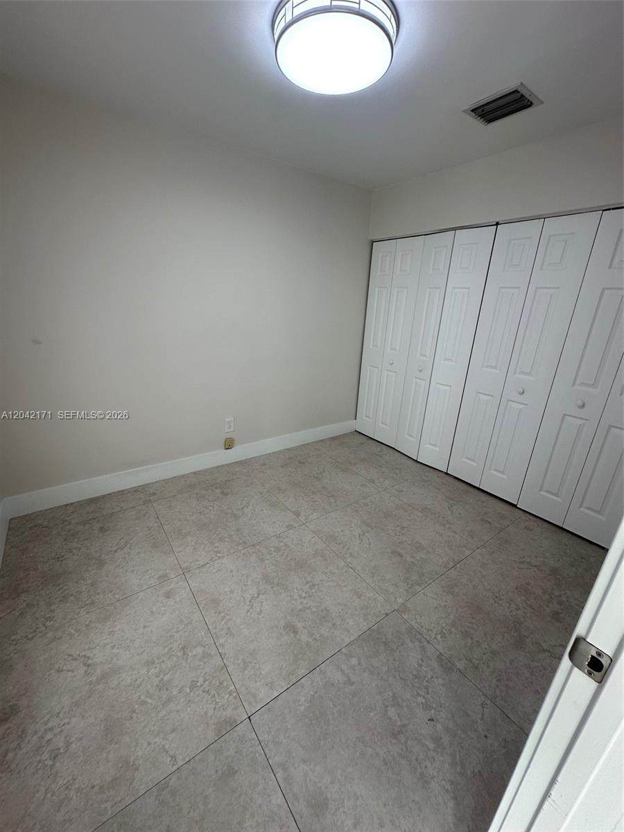 https://bt-photos.global.ssl.fastly.net/miami/orig_boomver_1_A12042171-2.jpg