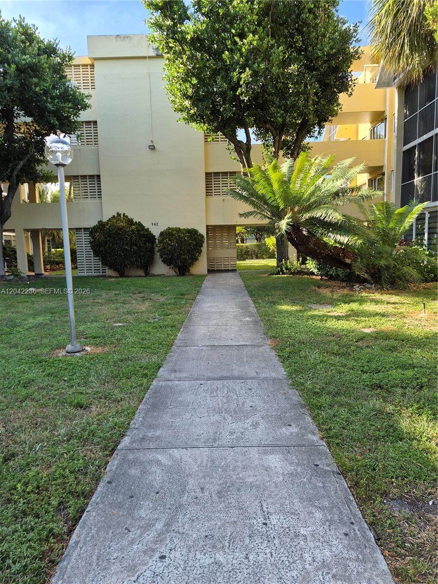 https://bt-photos.global.ssl.fastly.net/miami/orig_boomver_1_A12042236-2.jpg