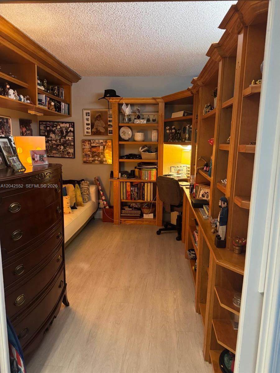 5200 Ocean Blvd - Photo 1