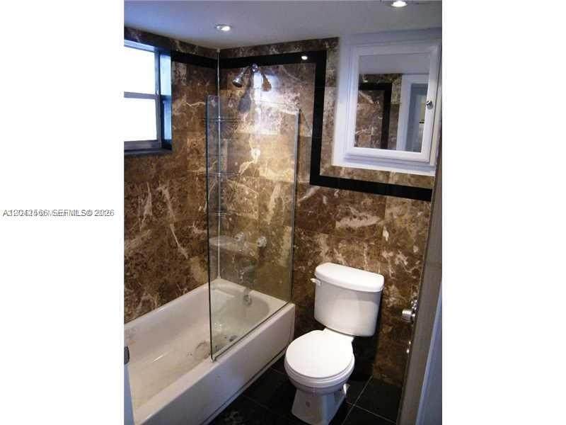 https://bt-photos.global.ssl.fastly.net/miami/orig_boomver_1_A12042566-2.jpg