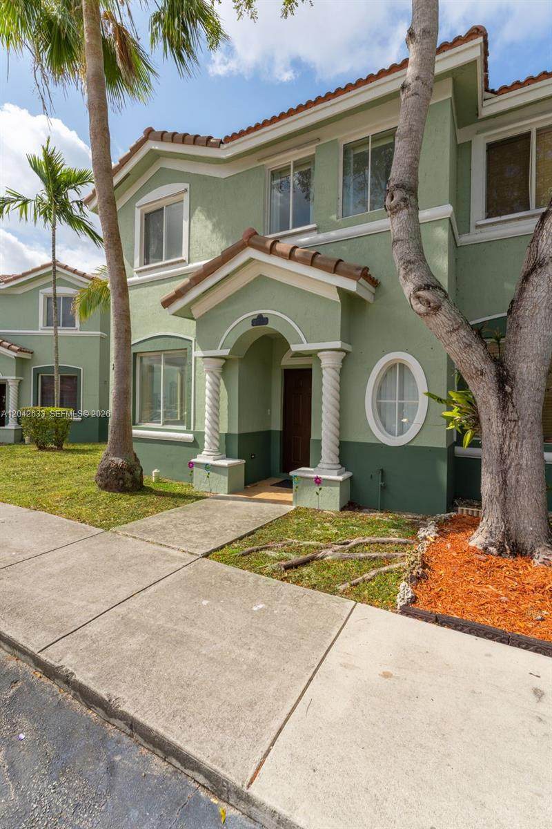 https://bt-photos.global.ssl.fastly.net/miami/orig_boomver_1_A12042633-2.jpg