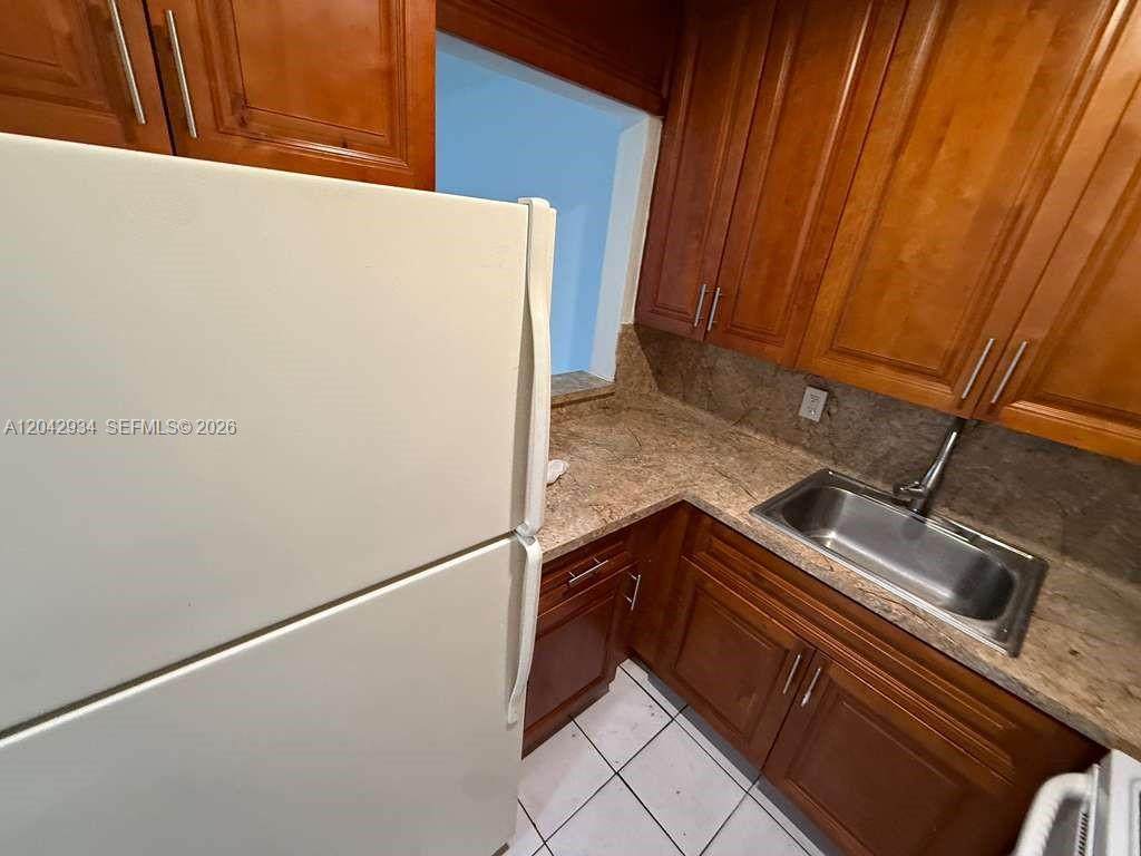 4370 11th St - Photo 1