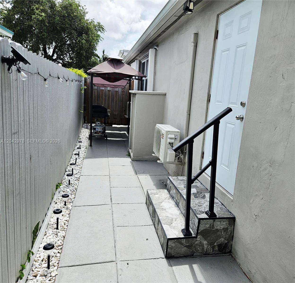 000 51 AVE - Photo 1