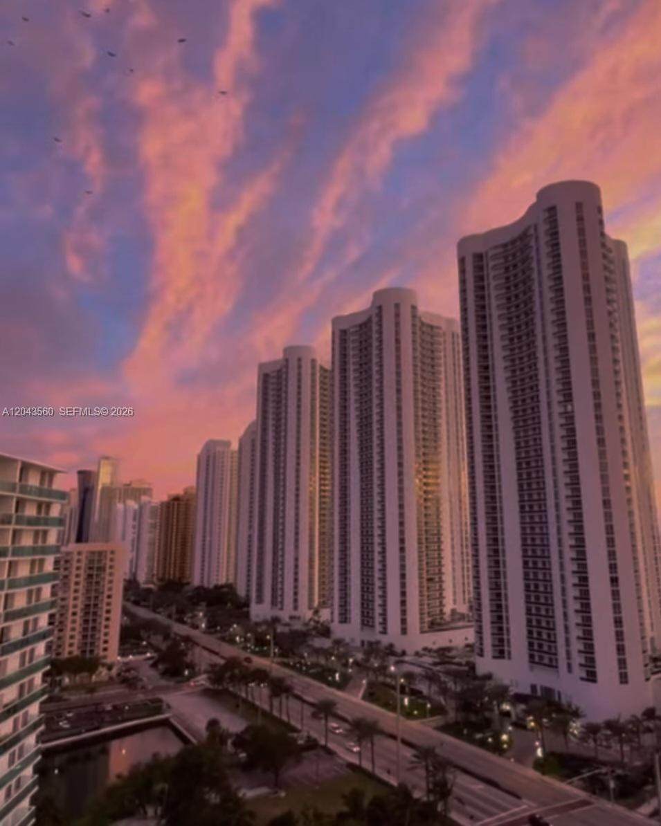 https://bt-photos.global.ssl.fastly.net/miami/orig_boomver_1_A12043560-2.jpg