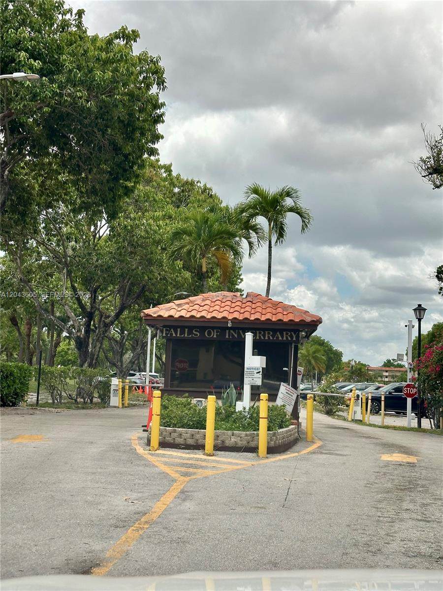https://bt-photos.global.ssl.fastly.net/miami/orig_boomver_1_A12043605-2.jpg
