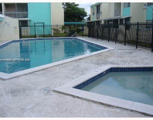 https://bt-photos.global.ssl.fastly.net/miami/orig_boomver_1_A12044006-2.jpg