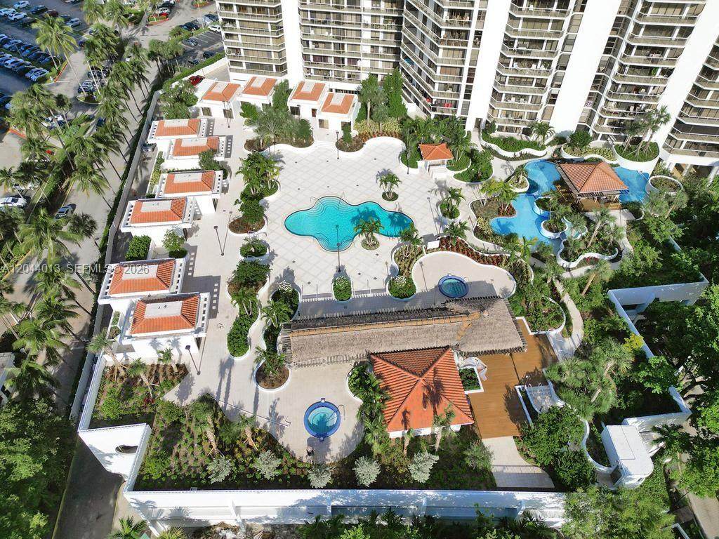 https://bt-photos.global.ssl.fastly.net/miami/1280_boomver_1_A12044013-2.jpg