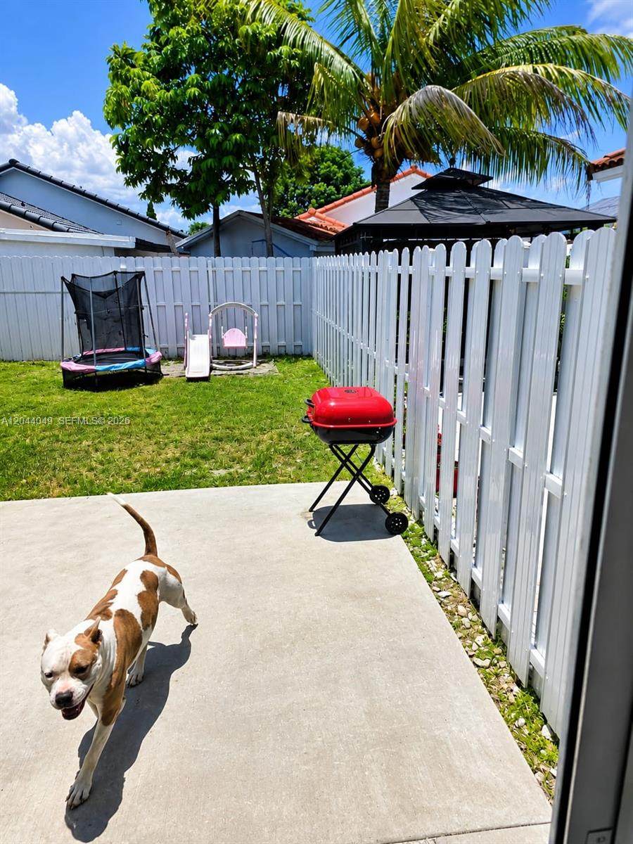 https://bt-photos.global.ssl.fastly.net/miami/orig_boomver_1_A12044049-2.jpg