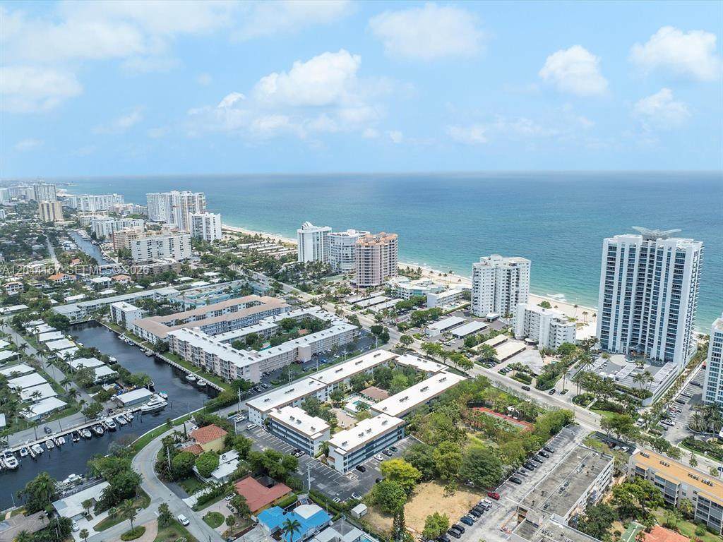 1501 Ocean Blvd - Photo 1