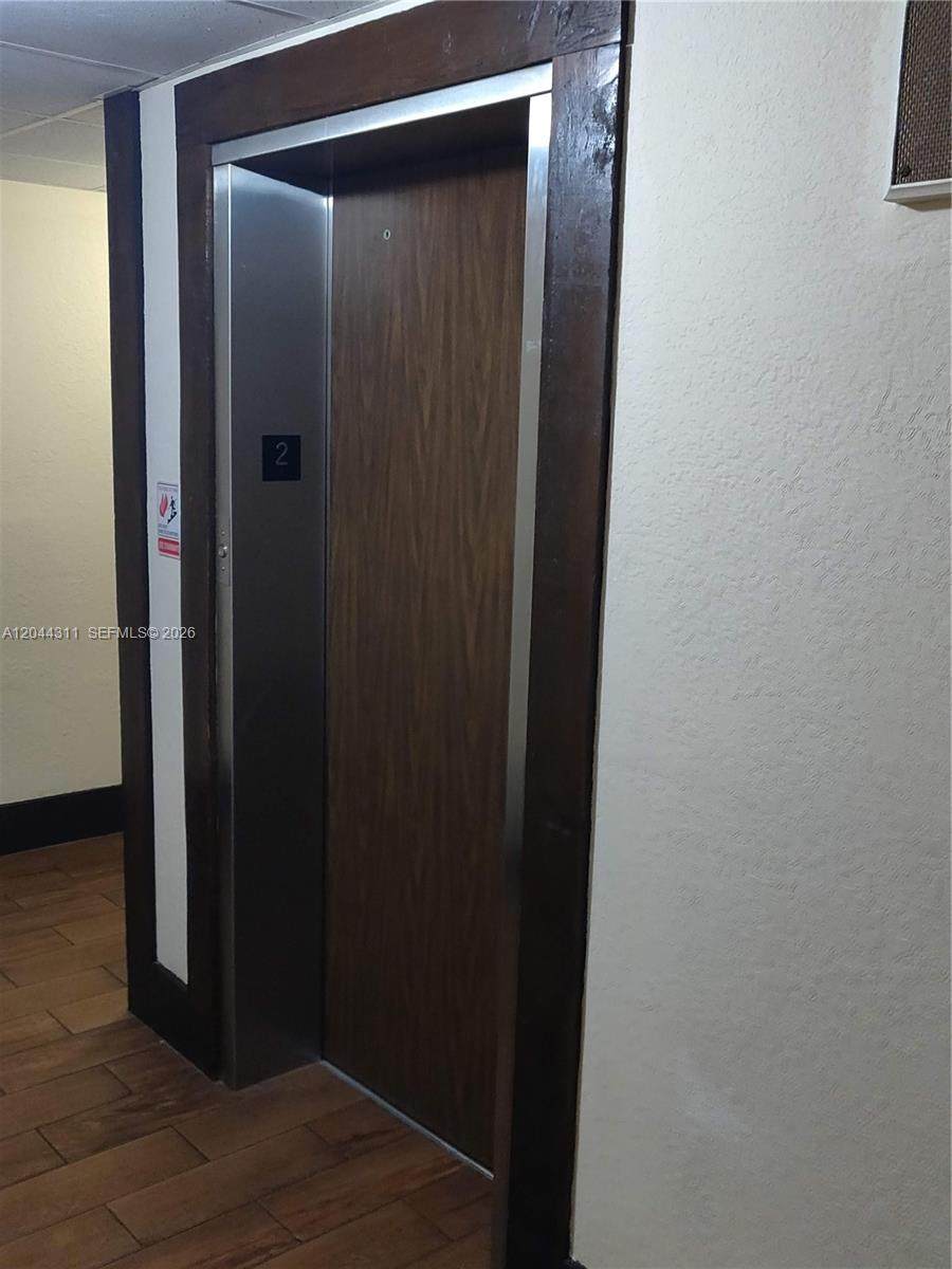 https://bt-photos.global.ssl.fastly.net/miami/1280_boomver_1_A12044311-2.jpg