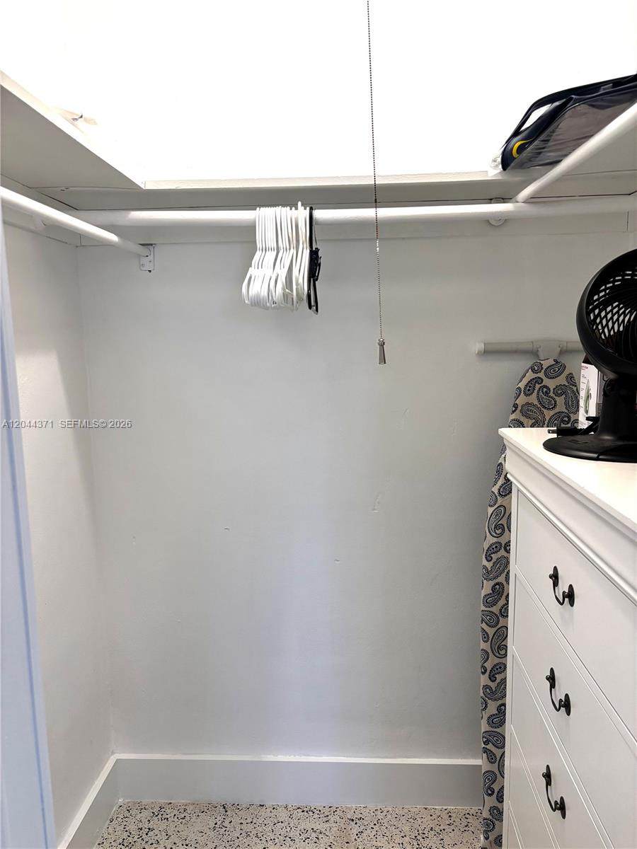 https://bt-photos.global.ssl.fastly.net/miami/1280_boomver_1_A12044371-2.jpg