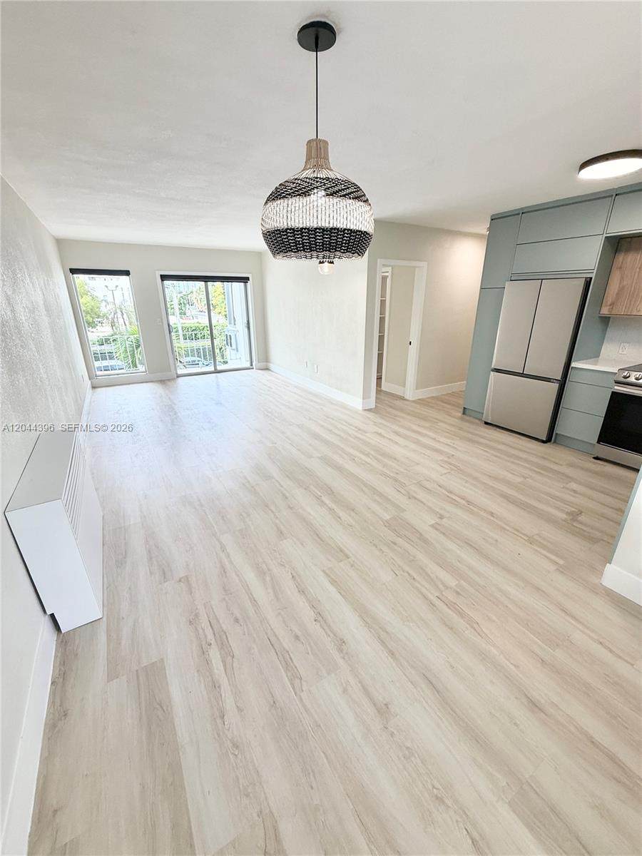 641 Espanola Way - Photo 1