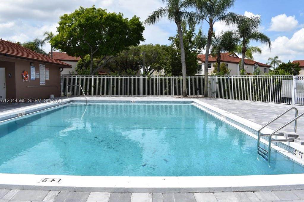https://bt-photos.global.ssl.fastly.net/miami/orig_boomver_1_A12044560-2.jpg