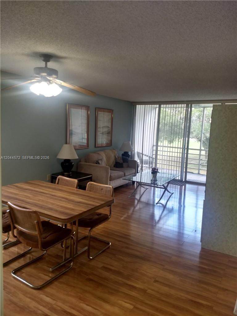 https://bt-photos.global.ssl.fastly.net/miami/orig_boomver_1_A12044572-2.jpg