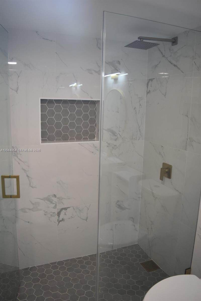 https://bt-photos.global.ssl.fastly.net/miami/orig_boomver_1_A12044854-2.jpg