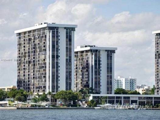 1901 Brickell Ave - Photo 1