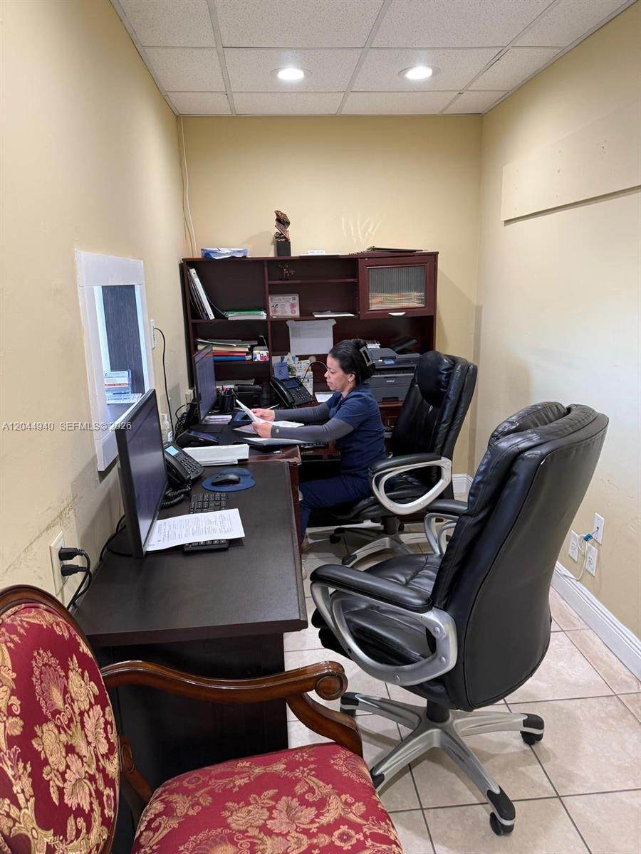 https://bt-photos.global.ssl.fastly.net/miami/orig_boomver_1_A12044940-2.jpg