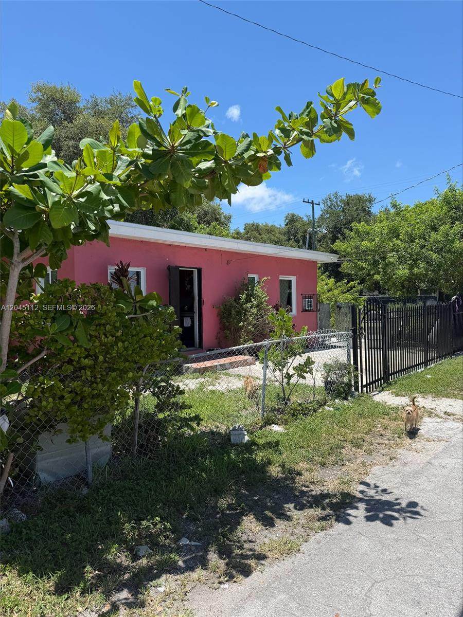https://bt-photos.global.ssl.fastly.net/miami/1280_boomver_1_A12045112-2.jpg
