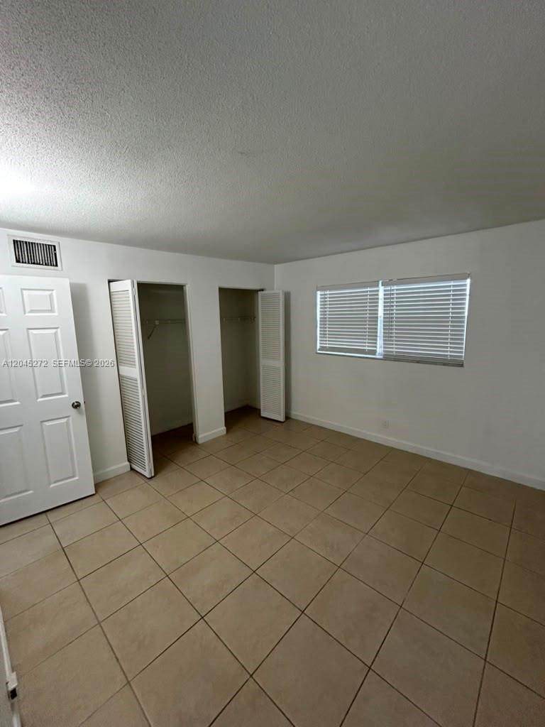 https://bt-photos.global.ssl.fastly.net/miami/orig_boomver_1_A12045272-2.jpg