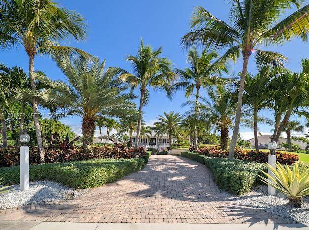 https://bt-photos.global.ssl.fastly.net/miami/orig_boomver_1_A12045721-2.jpg