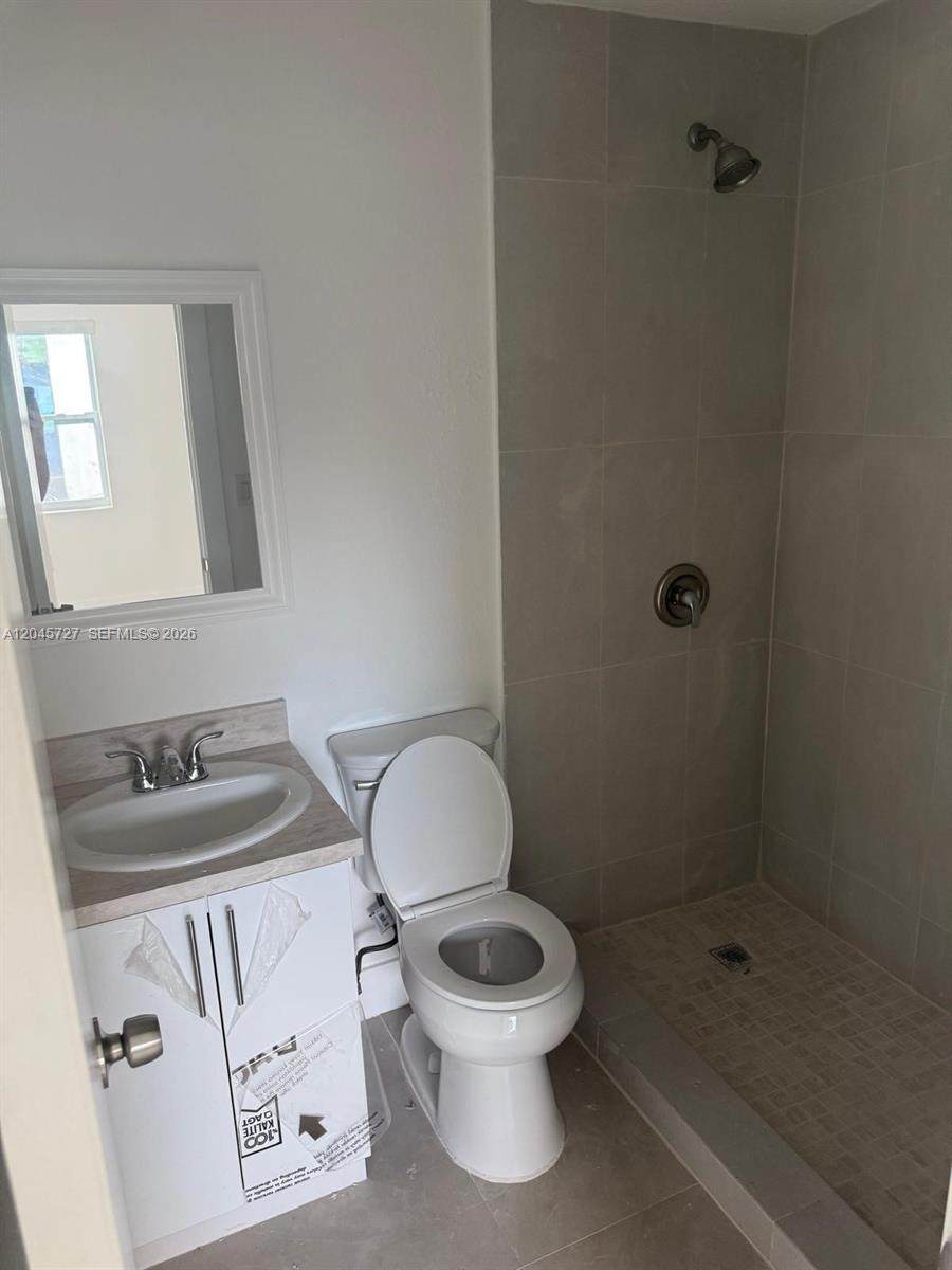 https://bt-photos.global.ssl.fastly.net/miami/1280_boomver_1_A12045727-2.jpg