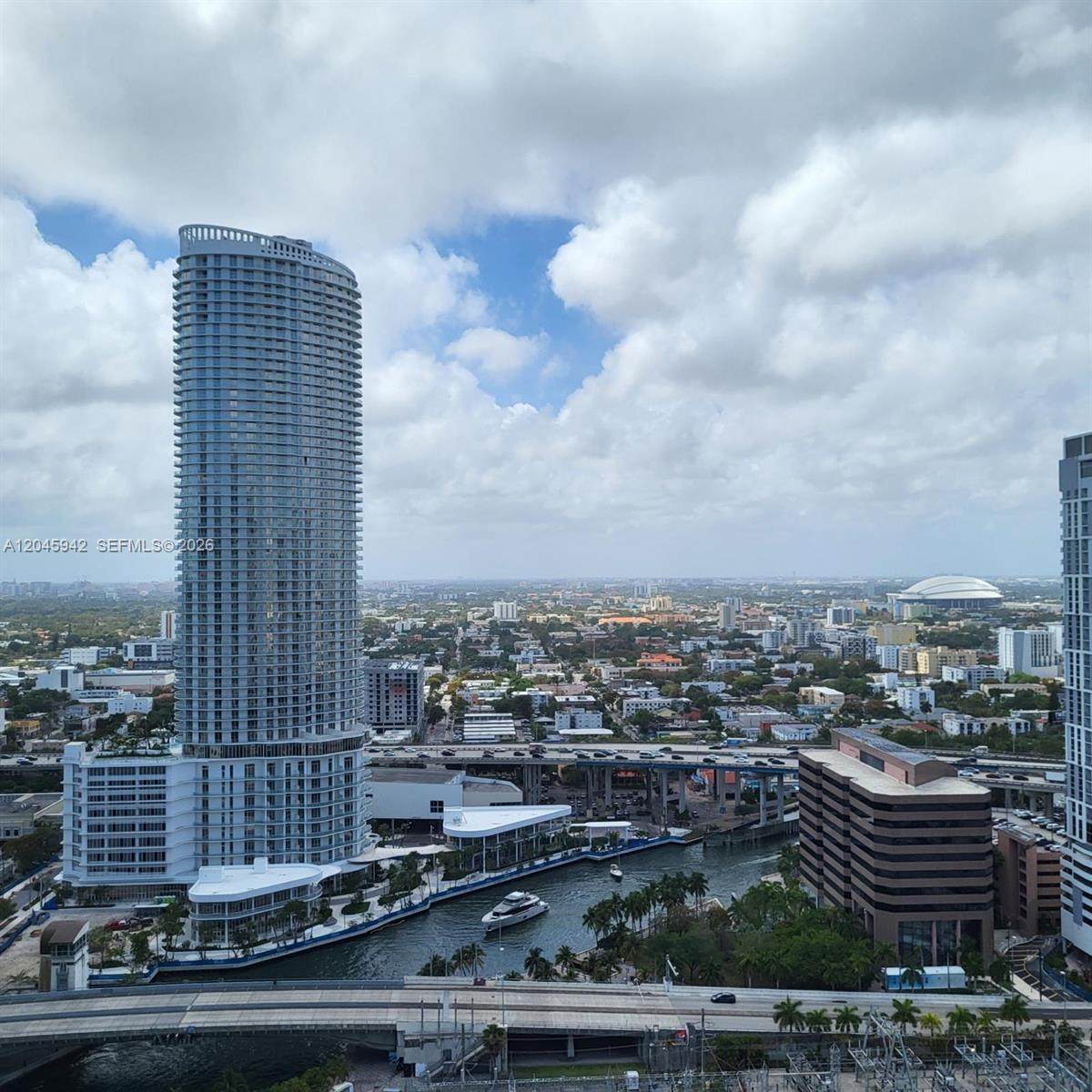 https://bt-photos.global.ssl.fastly.net/miami/orig_boomver_1_A12045942-2.jpg