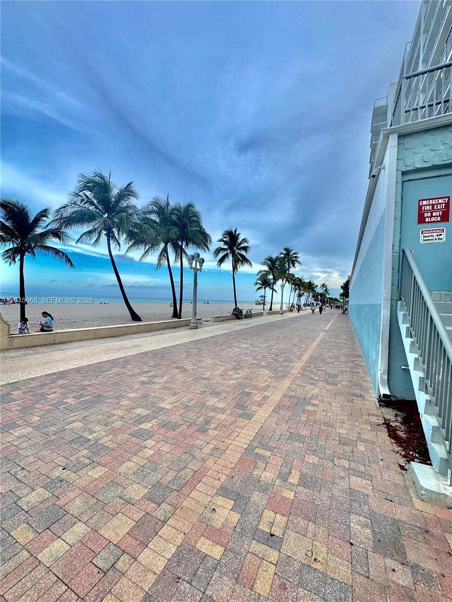 400 Surf Rd - Photo 1