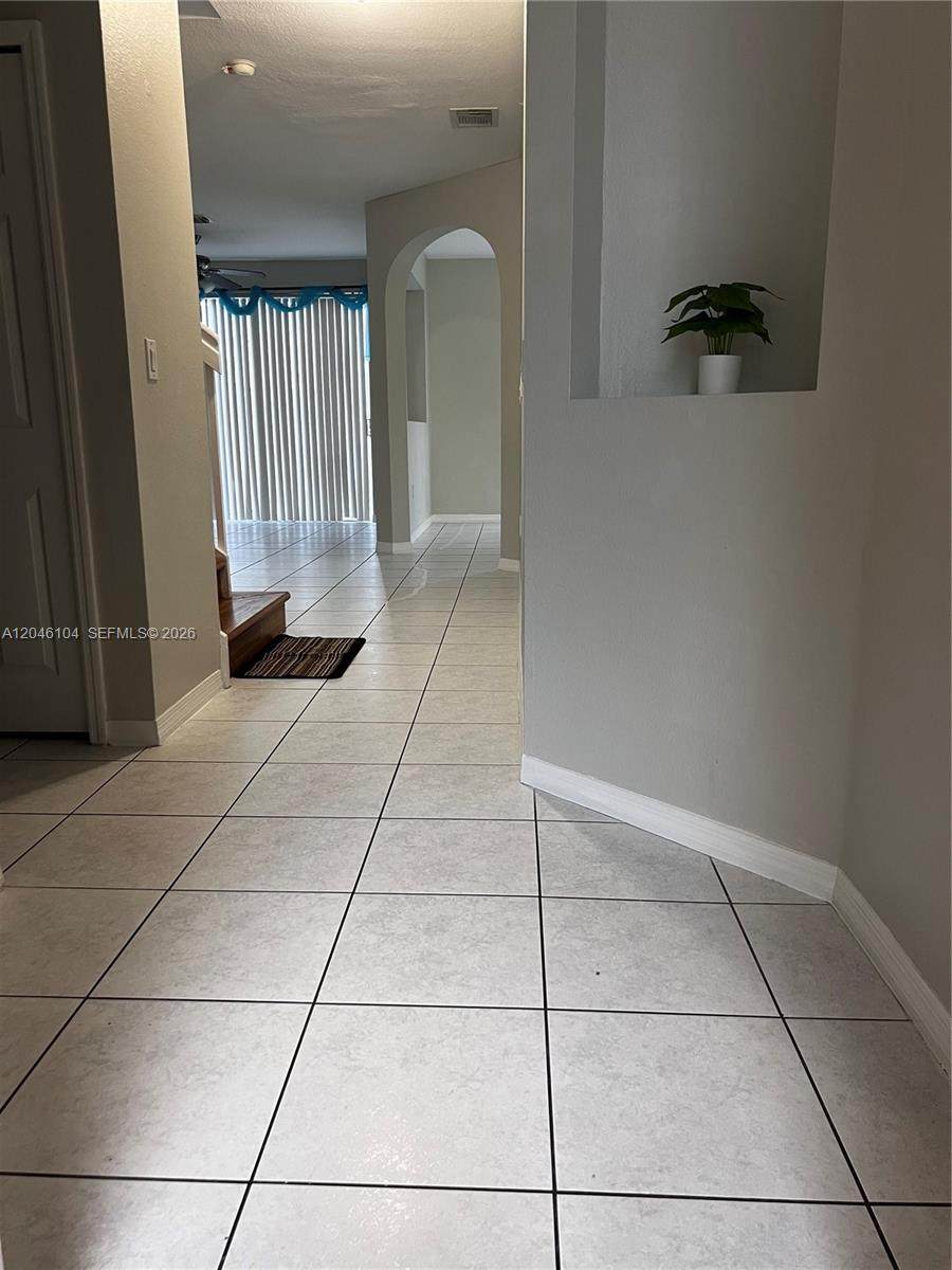 https://bt-photos.global.ssl.fastly.net/miami/1280_boomver_1_A12046104-2.jpg