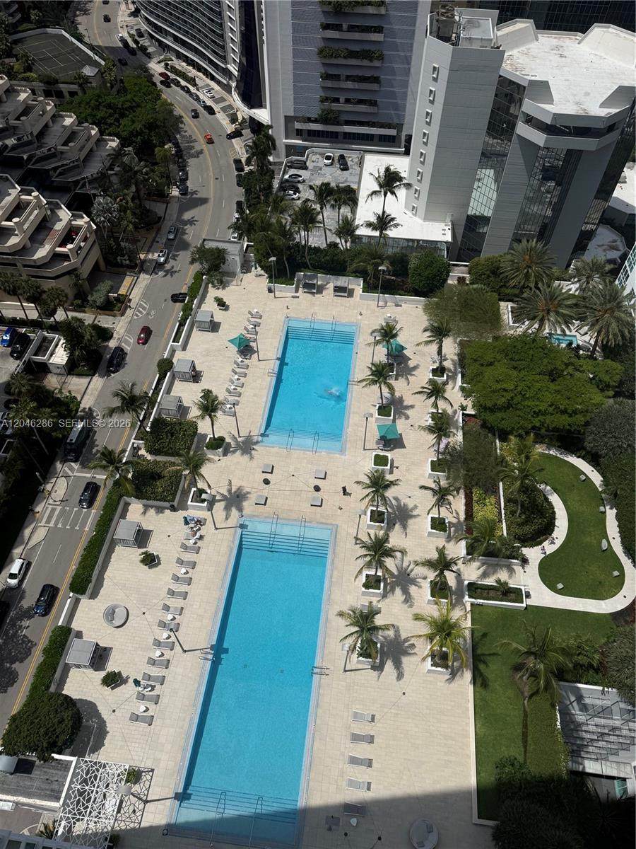 https://bt-photos.global.ssl.fastly.net/miami/orig_boomver_1_A12046286-2.jpg