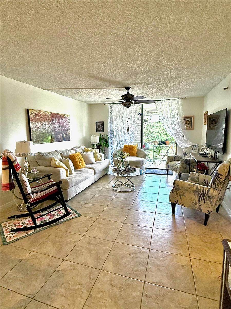 1300 Saint Charles Pl - Photo 1