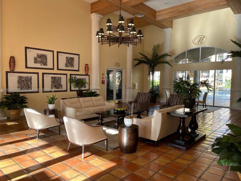 https://bt-photos.global.ssl.fastly.net/miami/orig_boomver_1_A12046560-2.jpg