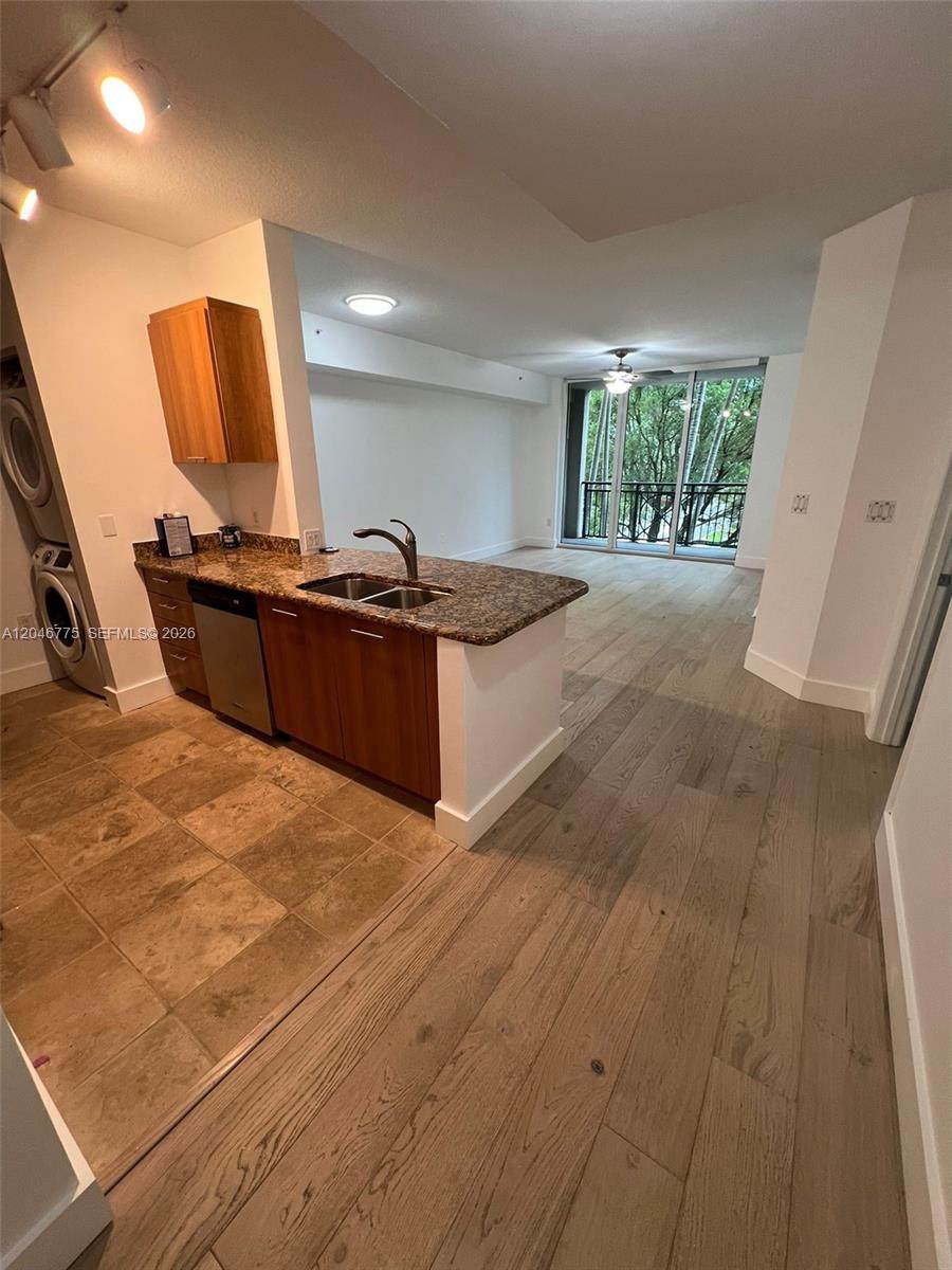 510 84th Ave - Photo 1