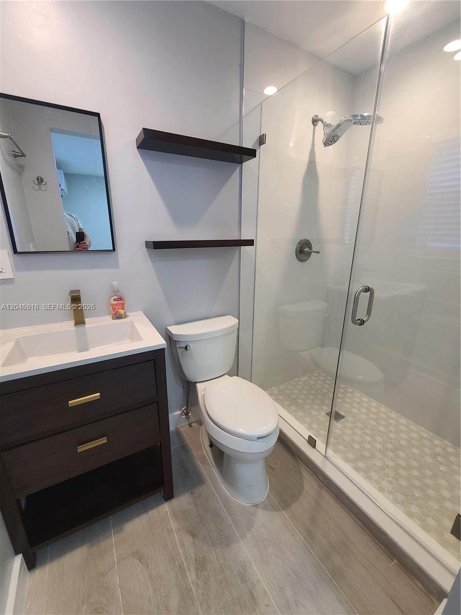 https://bt-photos.global.ssl.fastly.net/miami/1280_boomver_1_A12046818-2.jpg