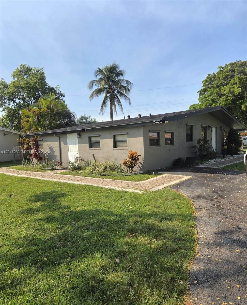 6118 Royal Palm Blvd - Photo 1