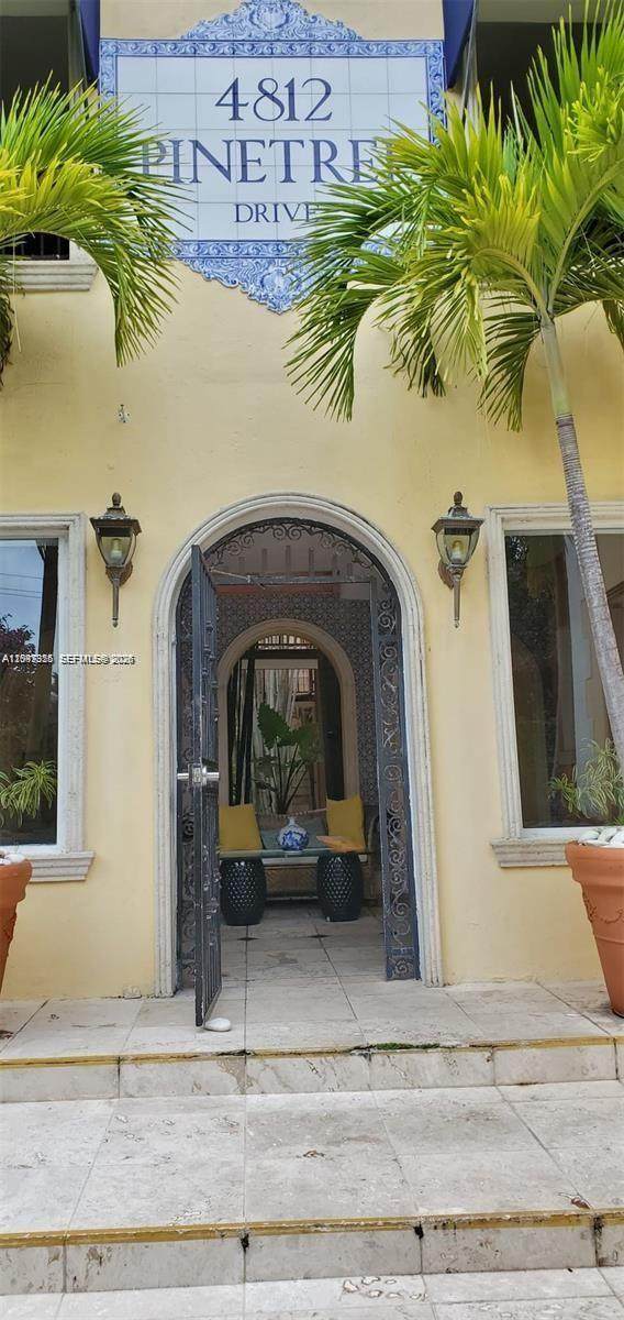 https://bt-photos.global.ssl.fastly.net/miami/orig_boomver_1_A12047325-2.jpg