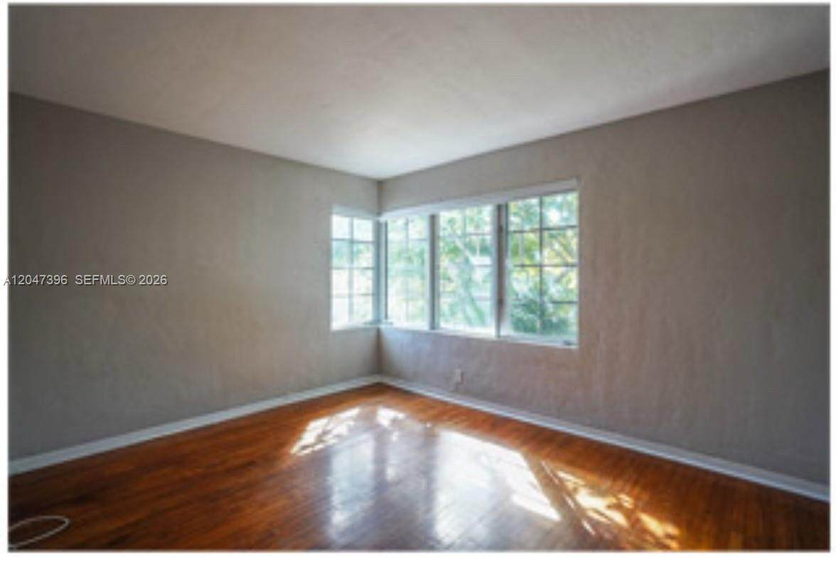 715 Michigan Ave - Photo 1