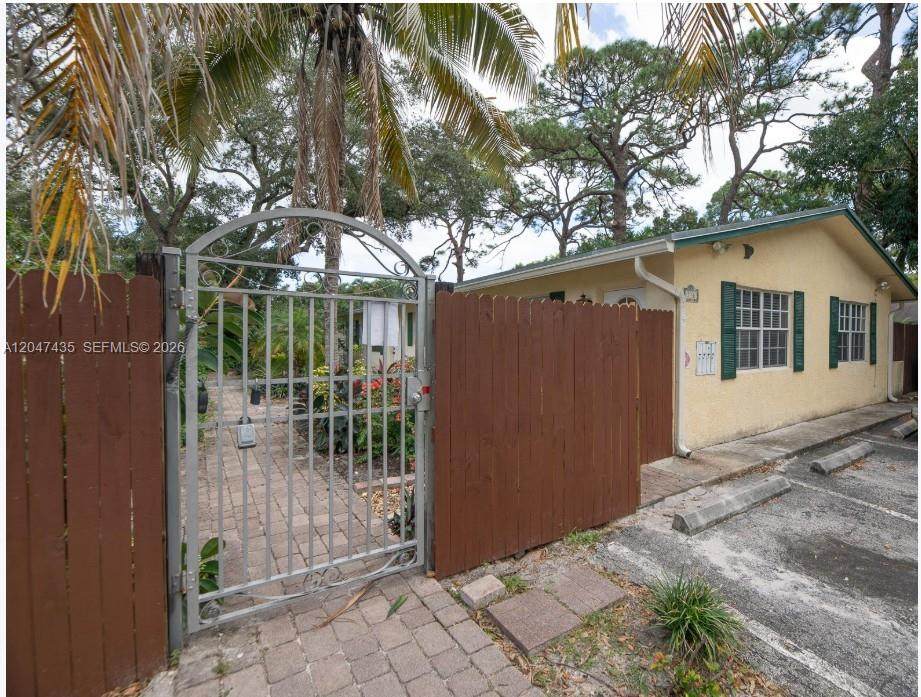 716 14th Ave - Photo 1