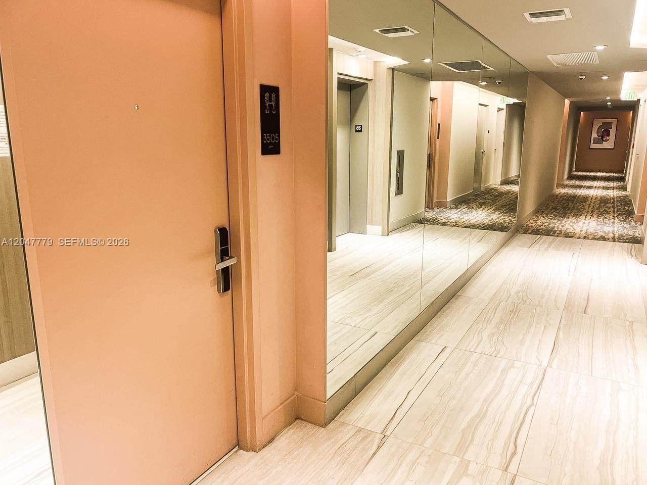 https://bt-photos.global.ssl.fastly.net/miami/orig_boomver_1_A12047779-2.jpg
