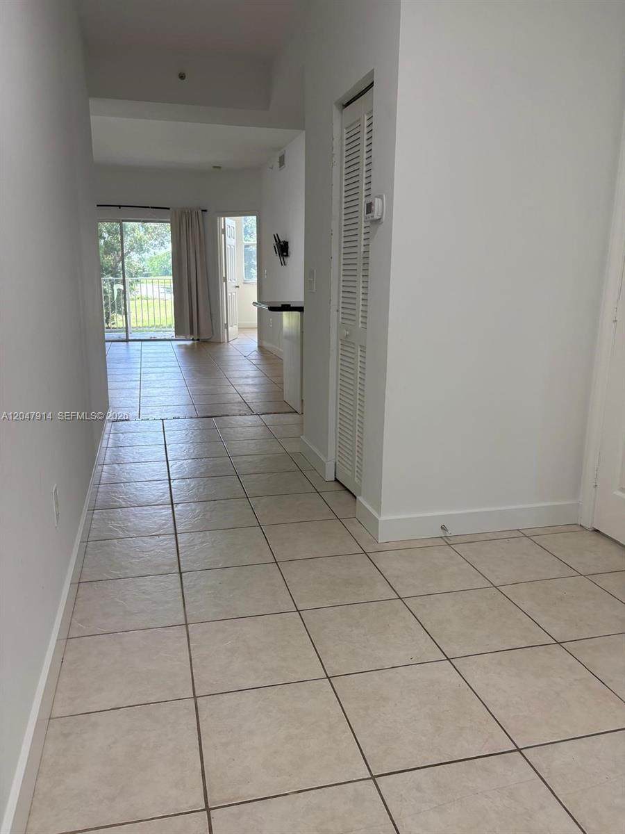 2080 Greenview Shores Blvd - Photo 1