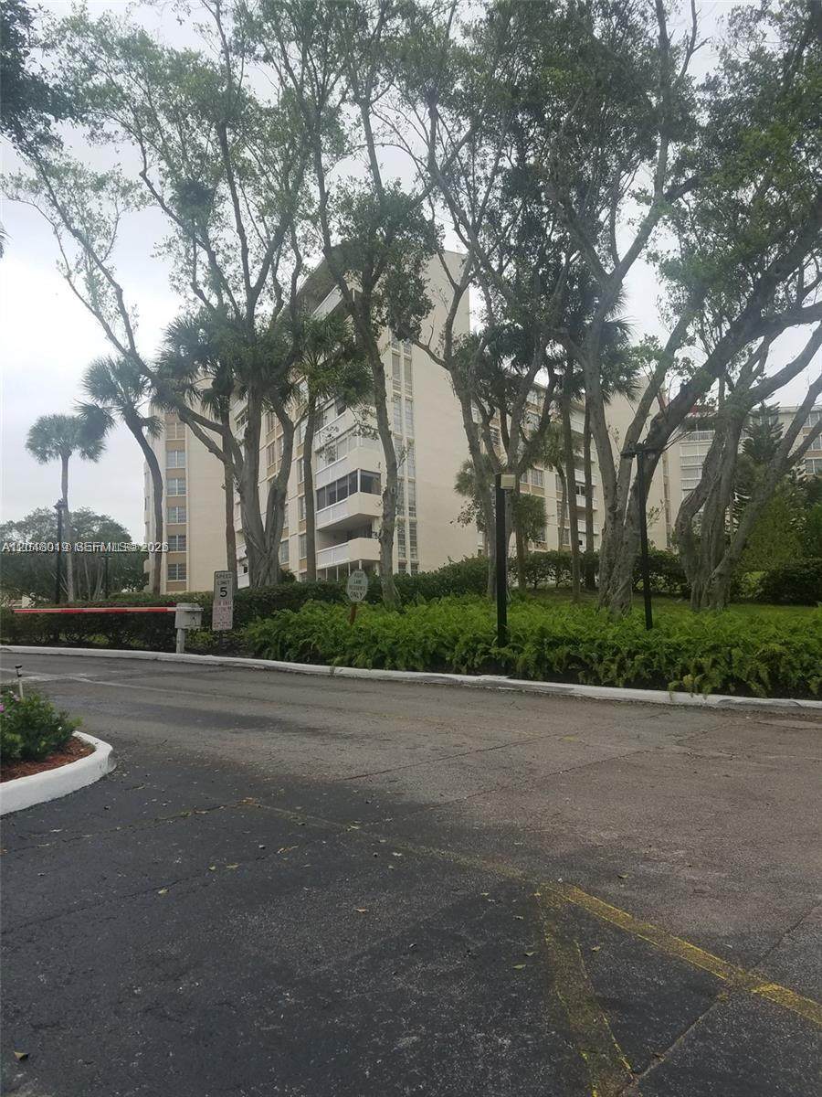 https://bt-photos.global.ssl.fastly.net/miami/1280_boomver_1_A12048019-2.jpg