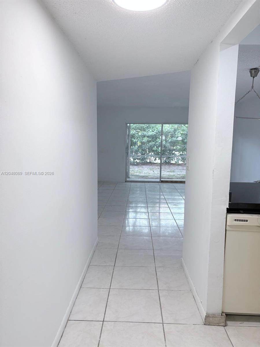 https://bt-photos.global.ssl.fastly.net/miami/orig_boomver_1_A12048089-2.jpg