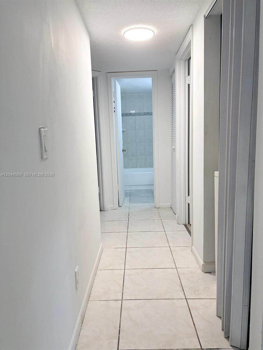 https://bt-photos.global.ssl.fastly.net/miami/orig_boomver_1_A12048089-2.jpg