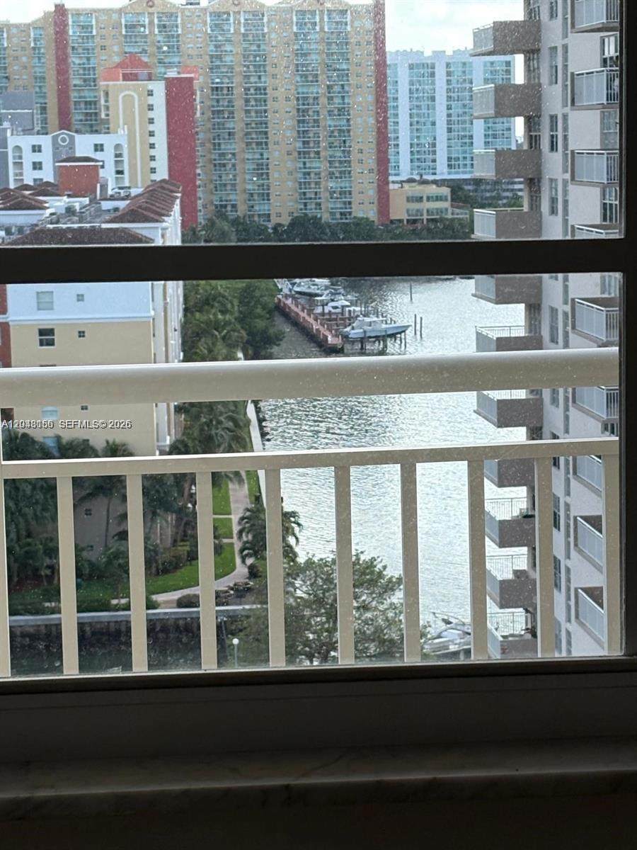 https://bt-photos.global.ssl.fastly.net/miami/orig_boomver_1_A12048156-2.jpg