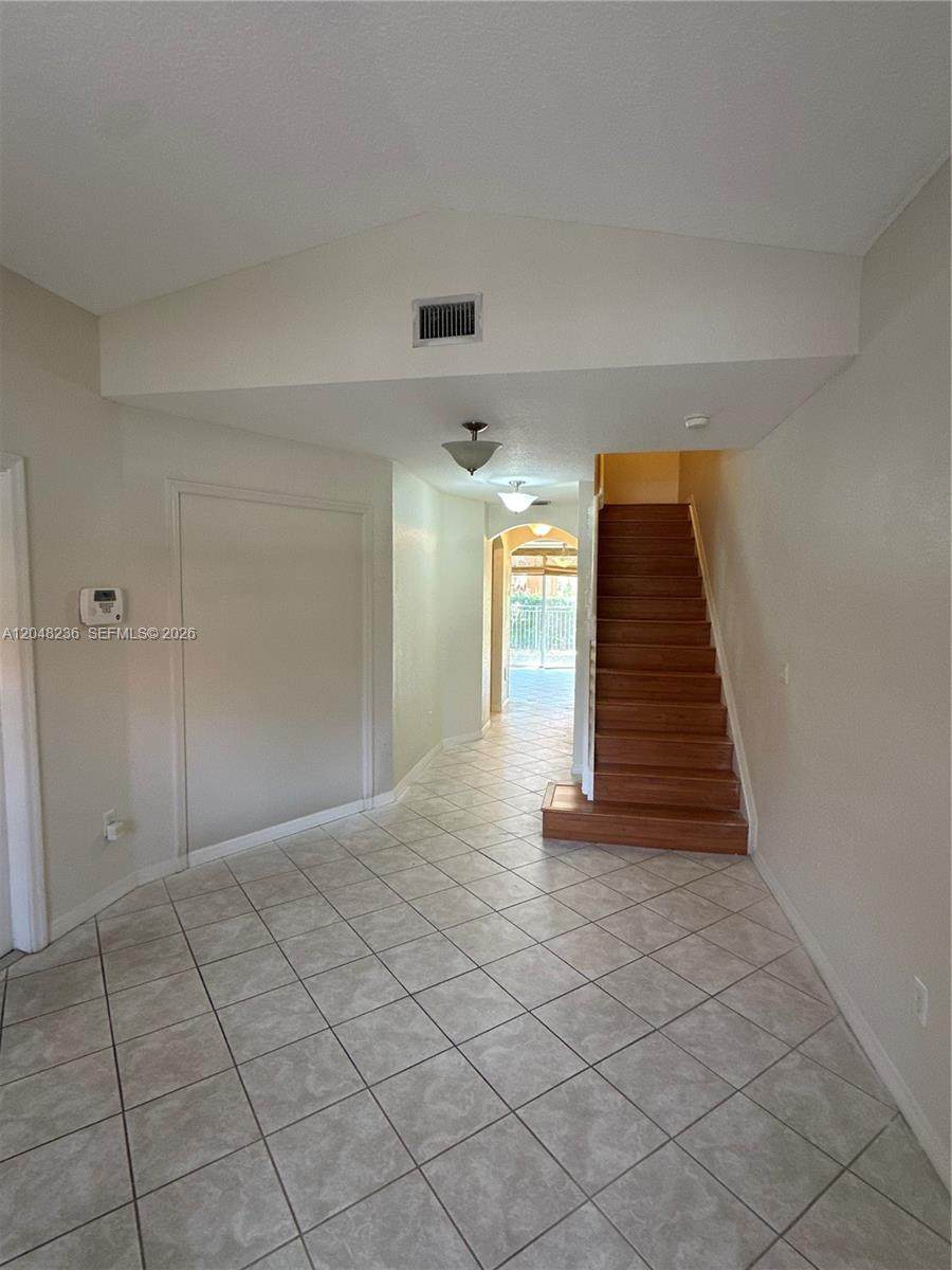 4952 Tradewinds Ter - Photo 1