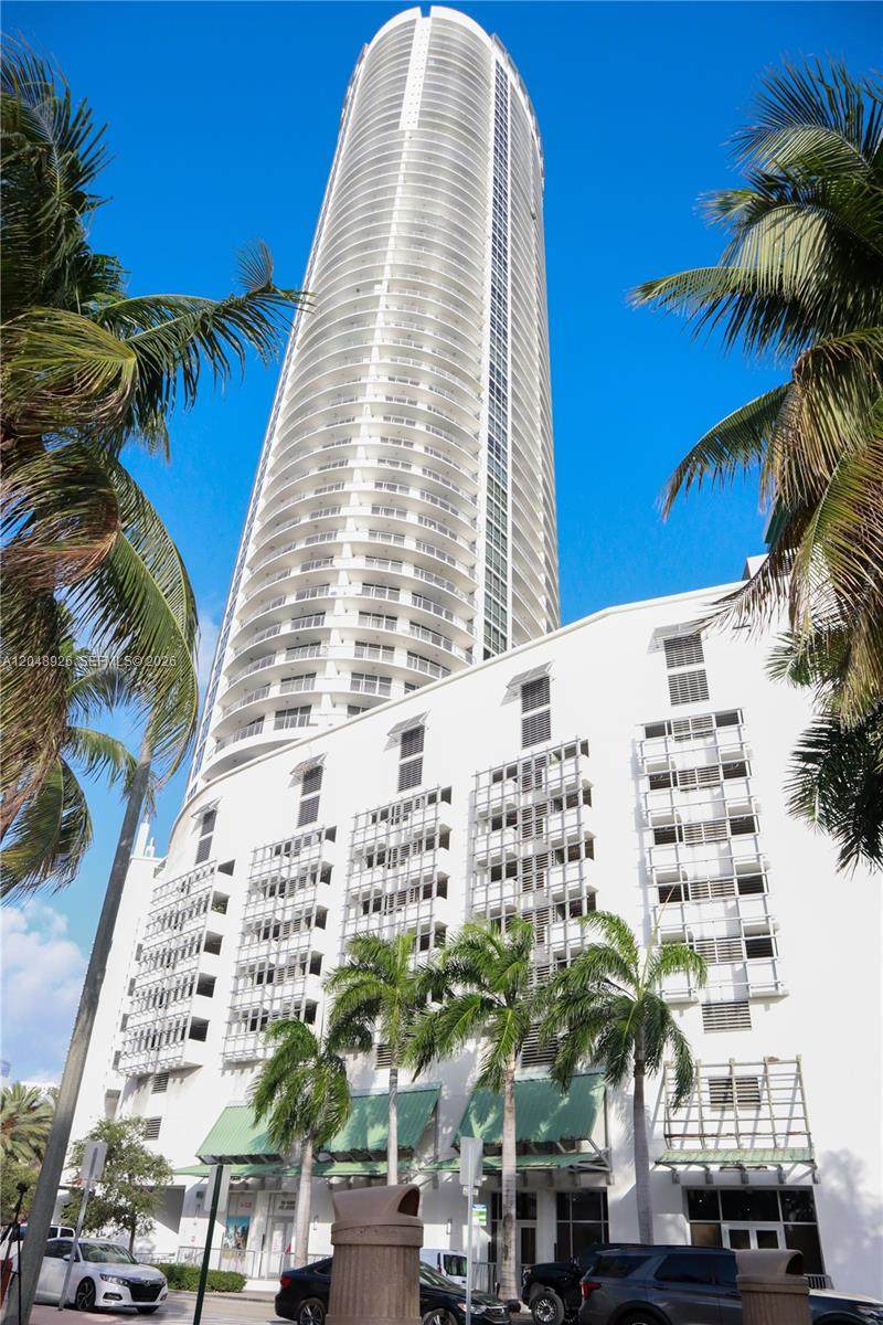 1750 Bayshore Dr - Photo 1