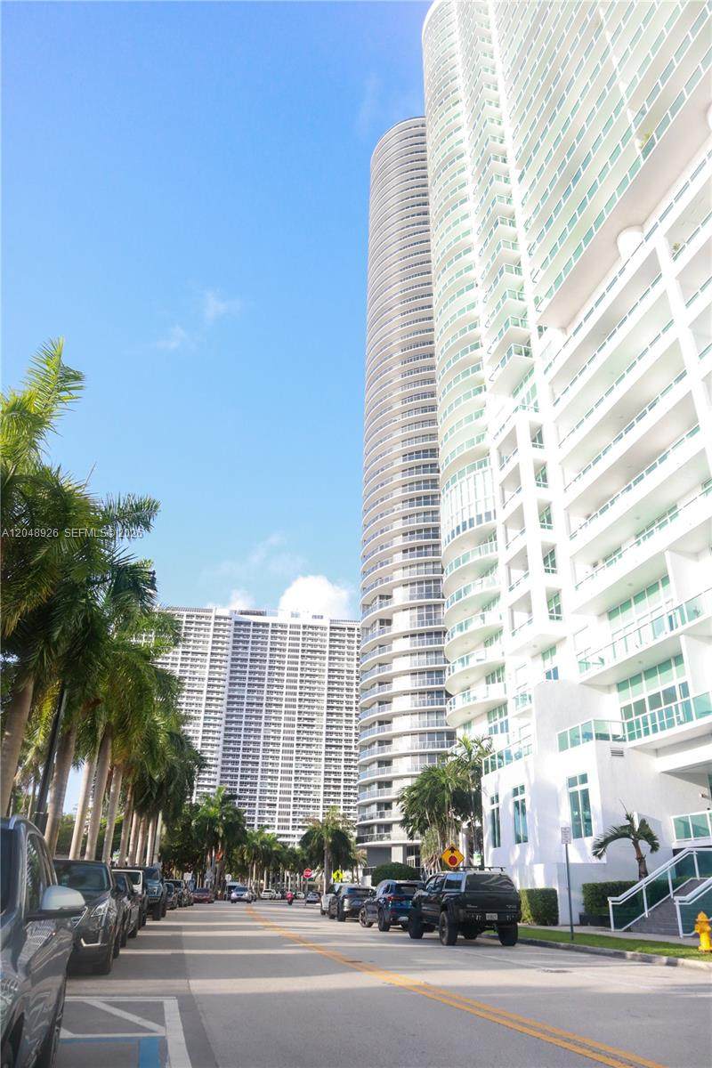 https://bt-photos.global.ssl.fastly.net/miami/orig_boomver_1_A12048926-2.jpg