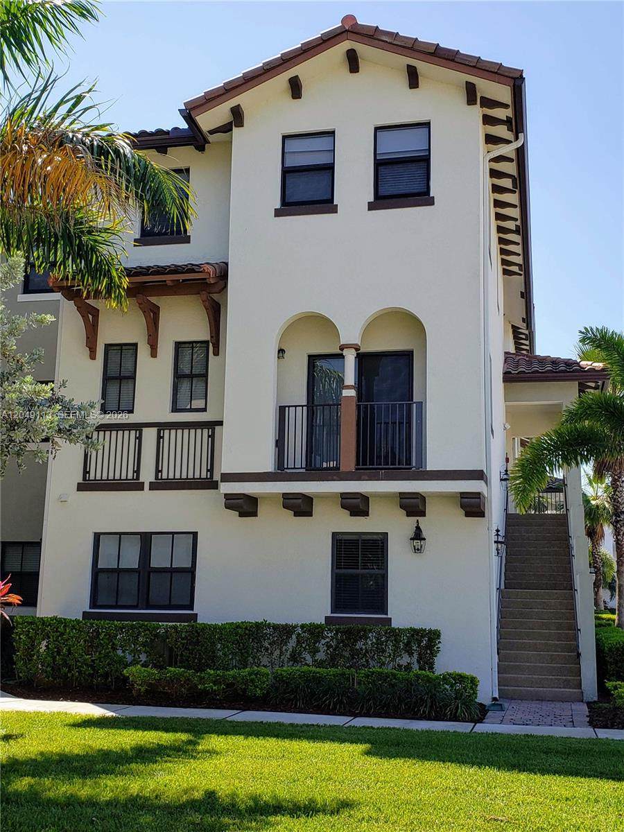 10620 88th St - Photo 1