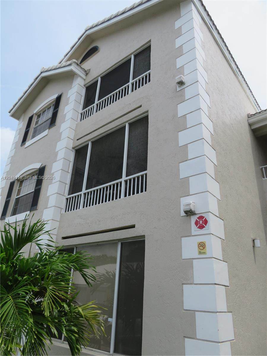 https://bt-photos.global.ssl.fastly.net/miami/orig_boomver_1_A12049119-2.jpg