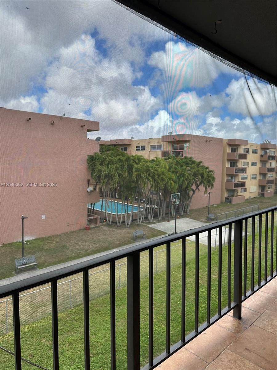 399 72nd Ave - Photo 1